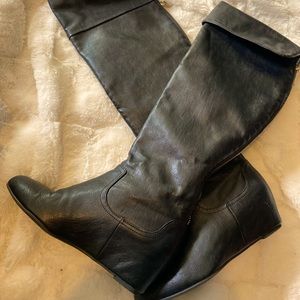 Jennifer Lopez Knee High Boot // Size 6.5 // Black